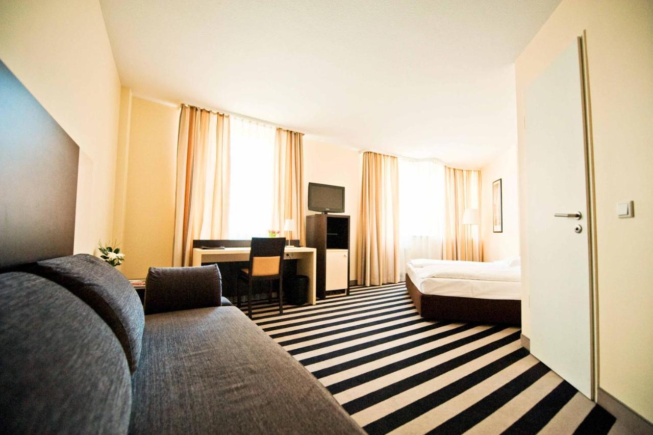 Bristol - Frankfurt - Station Hotel